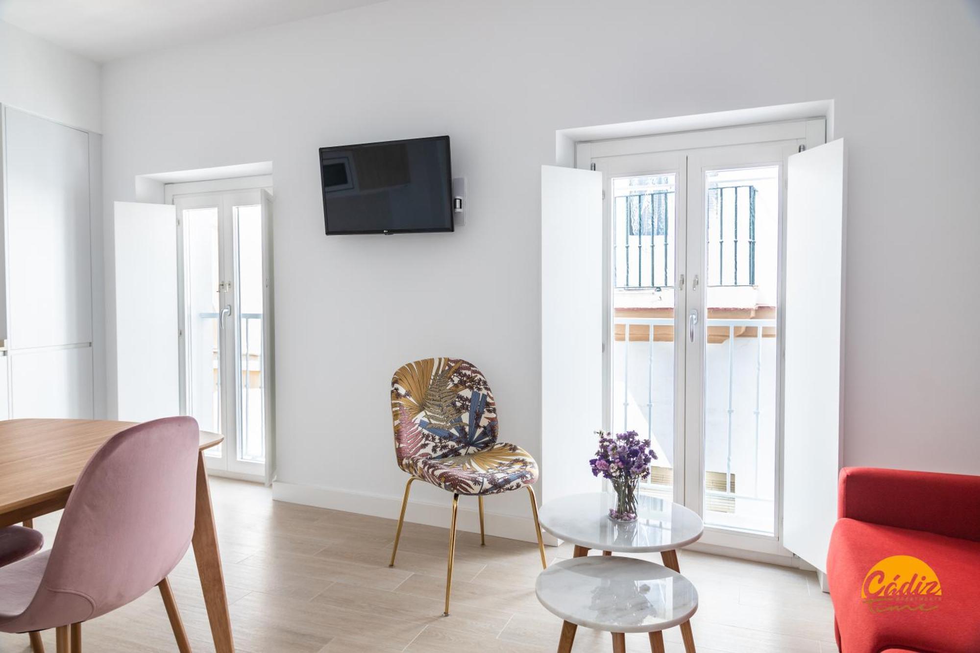 Villalobos By Cadiz Time Exterior photo