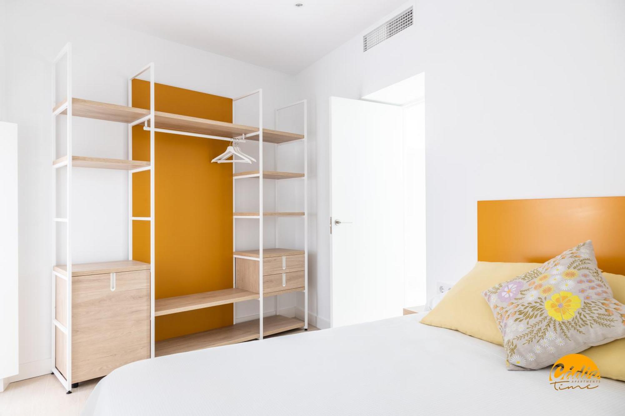 Villalobos By Cadiz Time Exterior photo