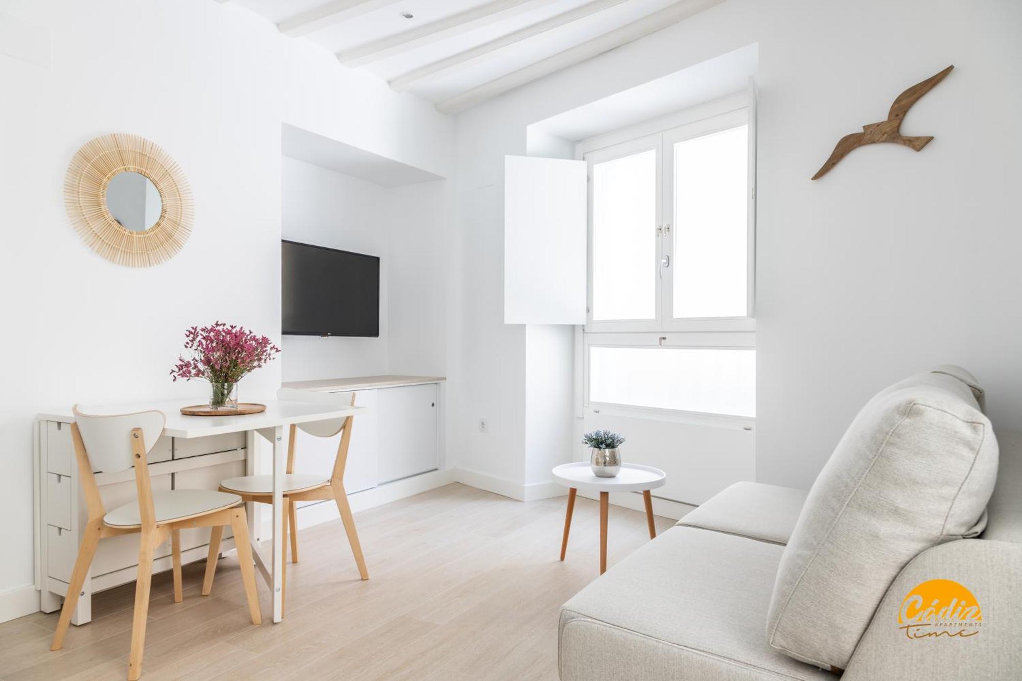 Villalobos By Cadiz Time Exterior photo